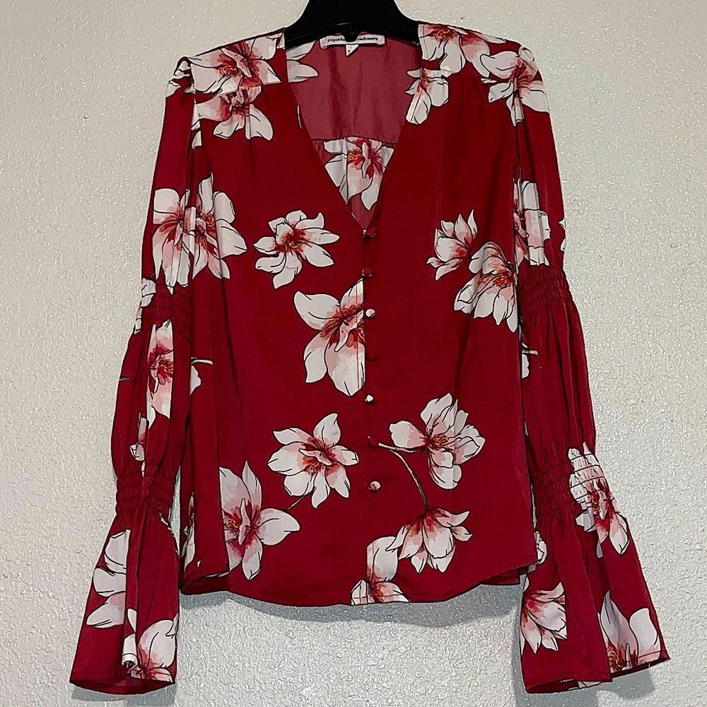 Cupcakes & Cashmere Women Button Blouse Christa Top red white floral long sleeve